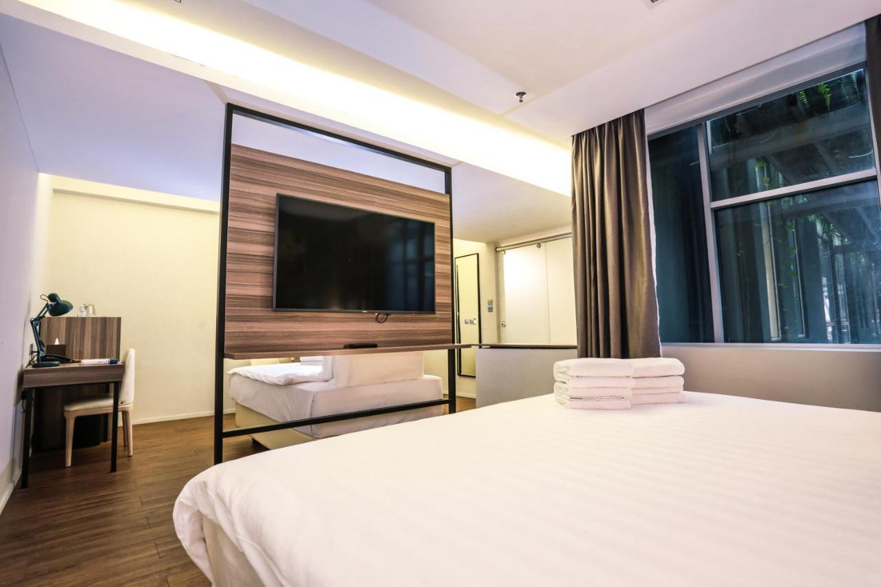 Days Hotel & Suites By Wyndham Kl - Chan Sow Lin Mrt Or Lrt Kuala Lumpur Buitenkant foto